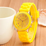 Geneva Casual Watch Women Dress Watch 2015 Quartz Military men Silicone watches Unisex Wristwatch Sports watch relogio feminino