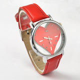 Hot Sell Vogue Watch Exquisite Peach Heart Design Casual Leather WristWatch Quartz Women Watch.Red&White&black Female Clock