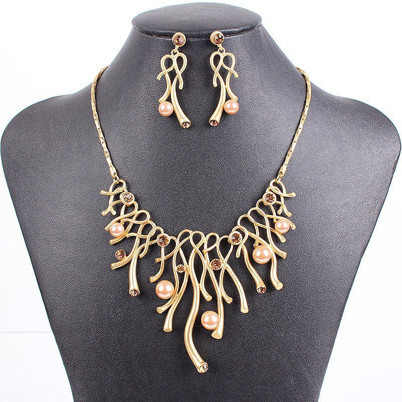 Hot Sale Brand Jewelry Sets Fashion Design Bridal Jewelry Woman's Necklace Set High Quality Gold Necklace Party Gifts