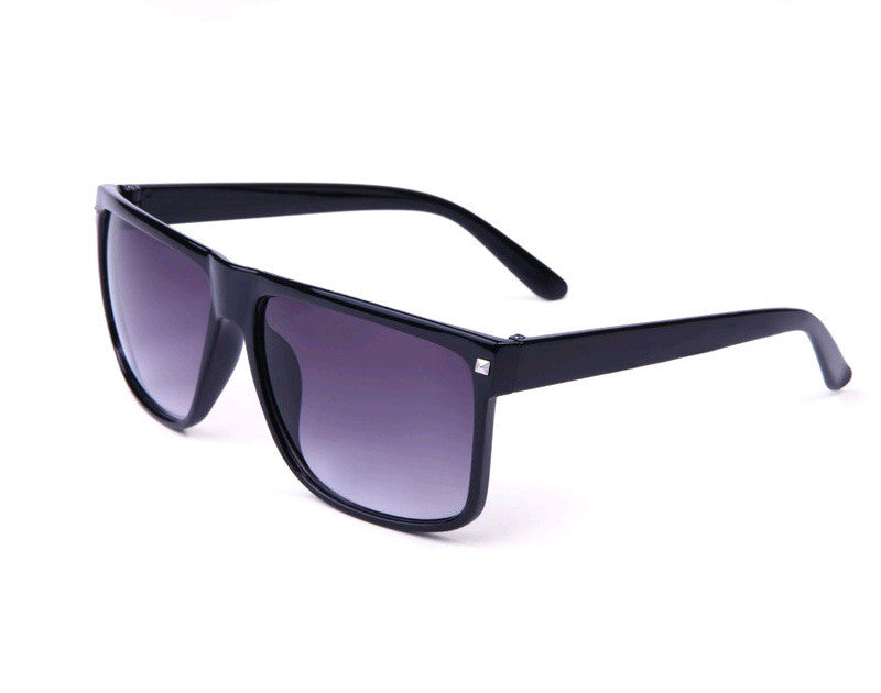 Men's Sunglasses Hot Oculos Vintage Rivet Sun glasses Women Brand Designer Sports Coating Eyewear Frames High Quality