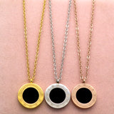 New Necklace Pendant Roman Letters two-sided Shell Pendant Necklace Woman Fashion Jewelry Design Stainless Steel Chain Rose Gold