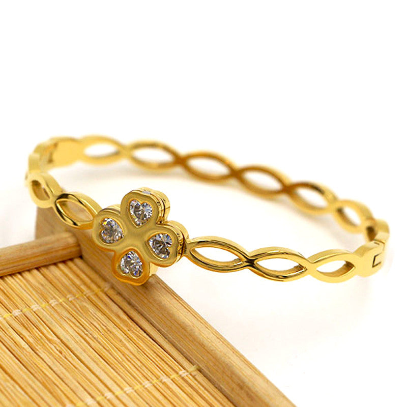 Gold Punk Clover Bracelets & Bangles Trendy Heart Crystal Stone Cuff Bracelet For Women Fashion Jewelry