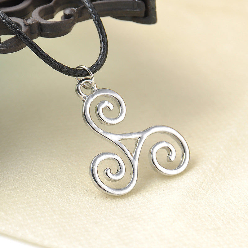 Teen Wolf necklace Triskele Triskelion Allison Argent Pendant Necklace Survey Corps Choker Necklace