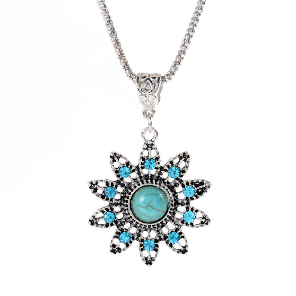Hot necklace Christmas Antique Hollow Tibetan Silver Crystal flower Turquoise Pendant Chain Necklace Clothes for Women