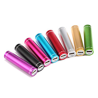 Universal Power Bank External Battery Q7-2600 iphone iPad/Samsung/Smartphones mobile devices (Assorted Colors,2600 mAh)