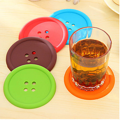 5 pcs/set Creative Household Supplies Round Silicone Coasters Cute Button Coasters Cup Mat(Random Color)