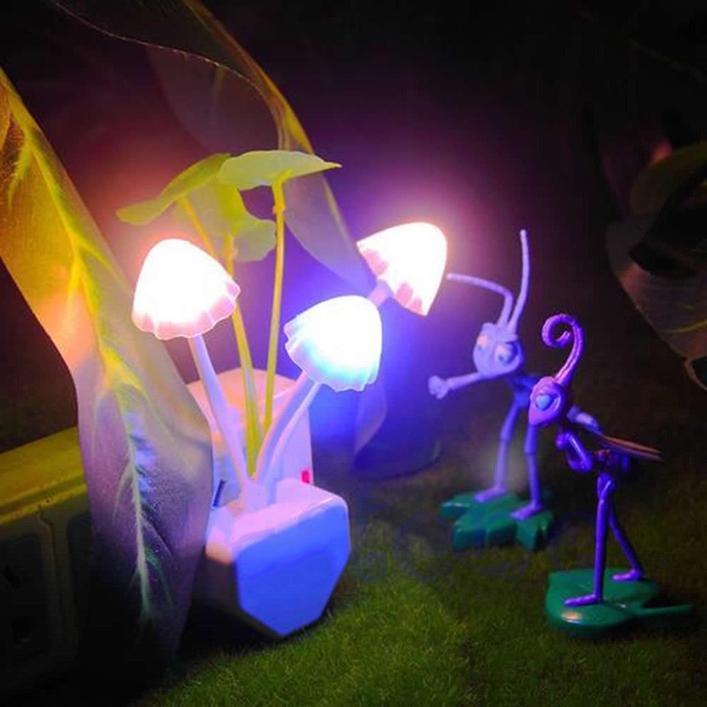 Colorful Romantic LED Mushroom Night Light DreamBed Lamp Home Decoration