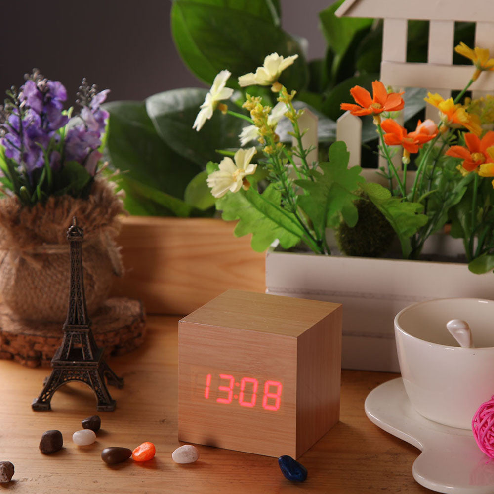 USB DC6V Activated Desktop Table Clocks Despertador LED Digital Square Alarm Wood Wooden Clock Temperature Display Voice Sound