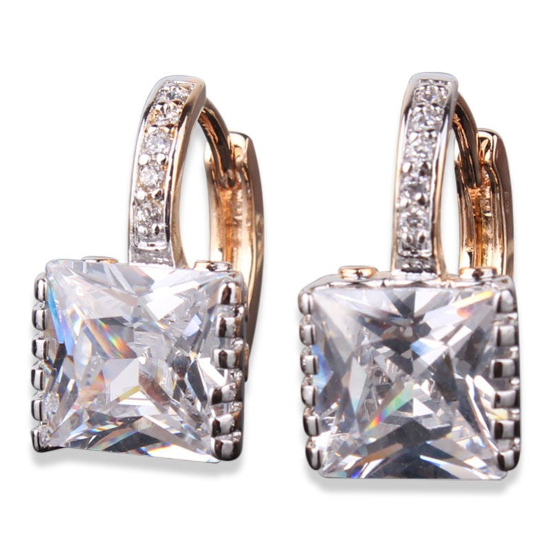Good Quality Jewelry Earrings for Womens New Shiny Rhinestone Gem Hoop Earing Ladies Wedding Jewellery Earrings