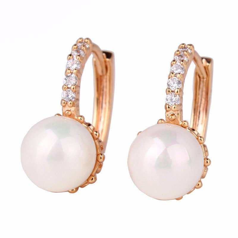 Fabulous Crystal Hoop Earrings for Women White/Gray Simulated Pearl Delightful Wedding Design Huggie Earrings