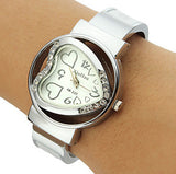 New Quartz Bangle Fashion Rhinestone Heart Shape Wristwatch Bracelet Watch Casual Sports Watches Ladies Women Dress Watch