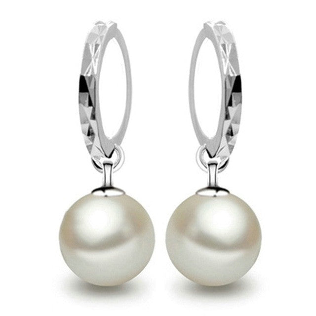 Circle Earrings Freshwater Pearl and Silver Plated Hook Earrings Fashion Korean Cute Sweet Pearl Earring For Ladies