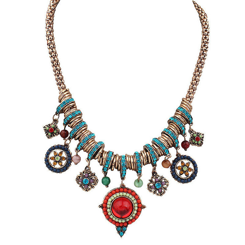 Colorful Rhinestone Necklaces & Pendants Classic Statement Necklace Women Vintage Collares Ethnic Jewelry for Personalized Gifts