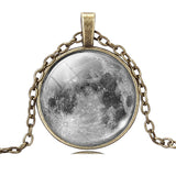Fashion Art Picture Statement Necklace Vintage Moon Bronze Necklace&Pendant for Women Summer Style Fine Jewelry