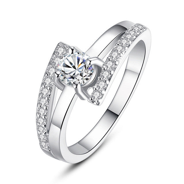 Fashion 18K White Gold Plated Wedding Ring for Women Prong Setting with Paved Micro AAA Cubic Zircon Jewelry