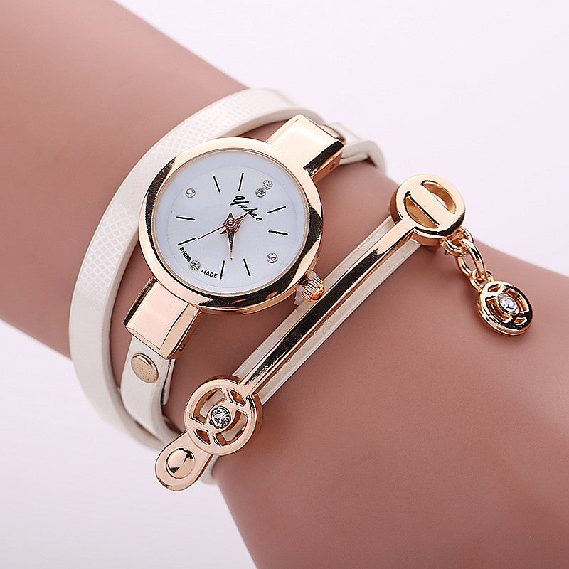 Fashion Casual Long Leather Strap watches Women Popular Jewelry Ethnic Style Surround Wrist Quartz Watch Clock