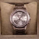 Fashion Watch Geneva Unisex Quartz Watch Women Analog Wristwatches Bling Crystal Clocks Stainless Steel Watch 