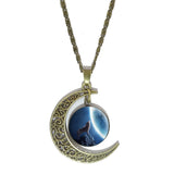 Fashion Wolf Glass Cabochon Pendant Necklace Vintage Bronze Hollow Half Moon Charm Chain Necklace For Women Fine Jewelry