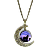 Fashion Wolf Glass Cabochon Pendant Necklace Vintage Bronze Hollow Half Moon Charm Chain Necklace For Women Fine Jewelry