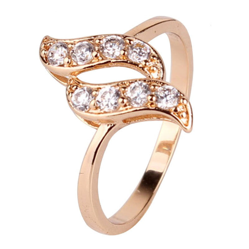 Fashion 18k Gold Plated Twisted FInger Ring for Women Snake Round White Austrian Crystal Zirconia Wedding Jewelry