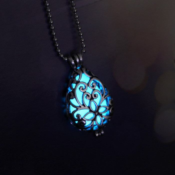 Glowing Luminous Vintage Necklaces Steampunk Pretty Magic Waterdrop Locket Glow In The Dark Pendant Necklace Gift