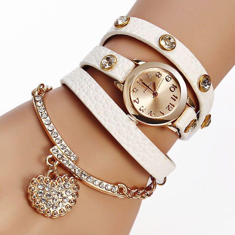 Hot Sale New Casual Luxury Heart Pendant Women Bracelet Wristwatches Women Dress Watches Fashion Watch Brand Watch