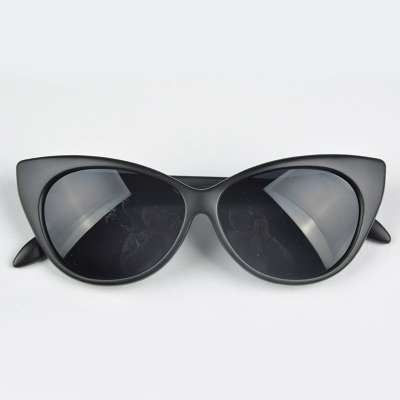 Lovely Cat Eye UV Protection Anti-Radiation Women Sunglasses Vintage Goggles Dark Glasses