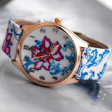 New Women Flower watches Fashion leather band Woman wristwatches with blue red watch dial