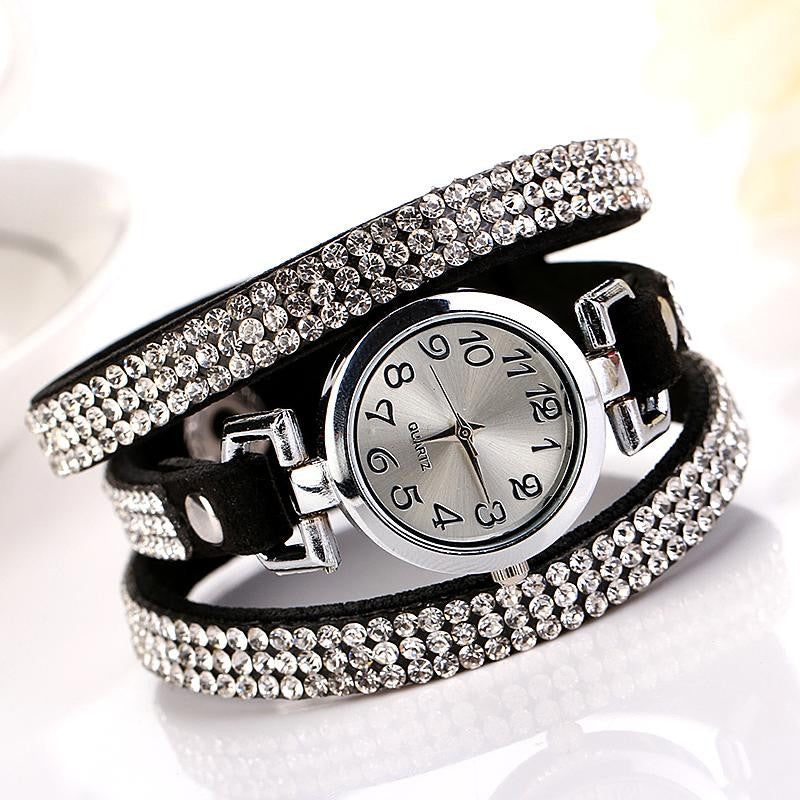 New Luxury Rhinestone Leather Round Bracelet Wristwatches Women Watch Dress Watch Vintage Clock Lady Quartz Watch