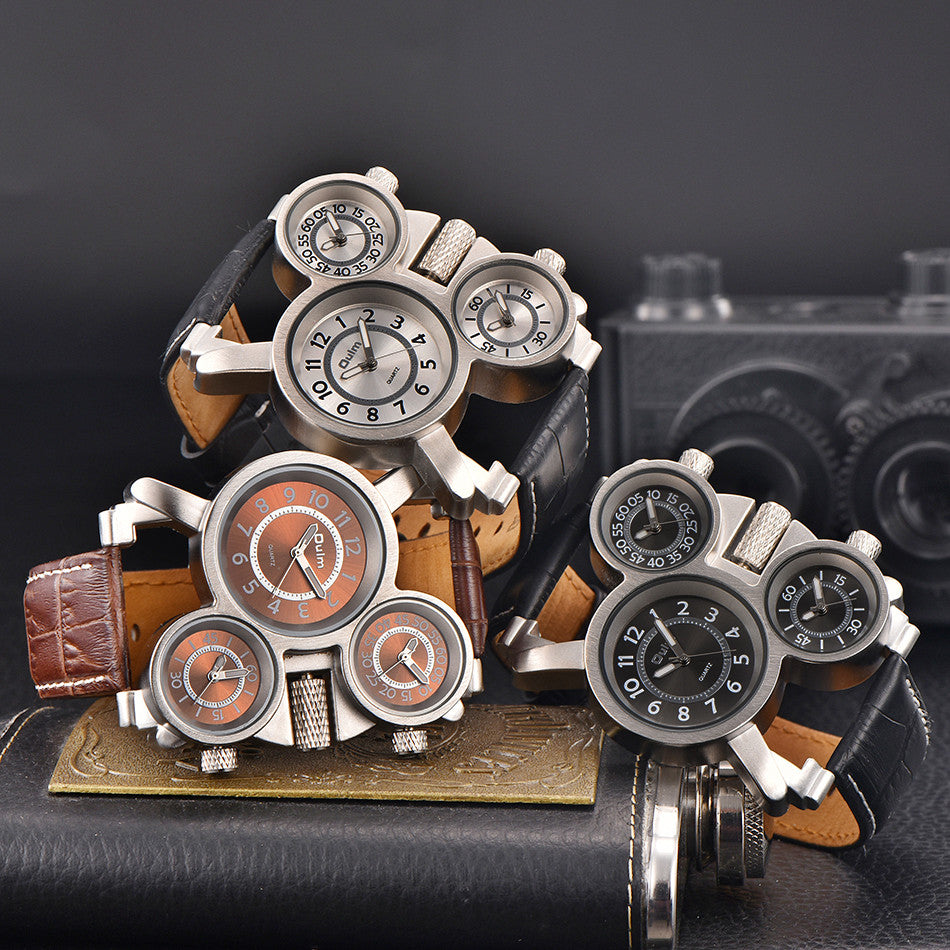 Oulm Mens Watches Top Brand Luxury Famous Tag Men's Military Wrist Watch 3 Time Zone Male Clock Leather Quartz Watch Man