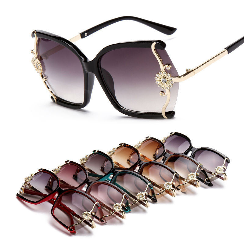 Stylish large Butterfly Sunglasses for women brand designer eyewear metal Flower Frame 7 colour oculos de sol feminino