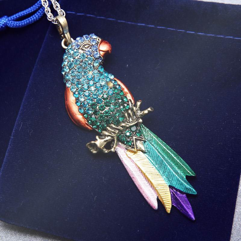 Vintage Long Jewelry Fashion Sweater Necklace Bird Exquisite Colourful Enamel Crystal Animal Parrot Pendant Necklaces Women